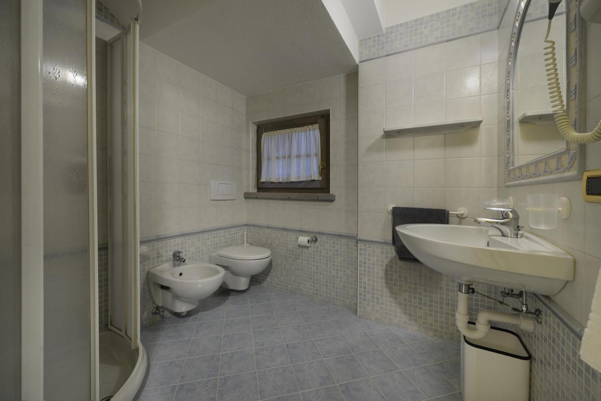 Residence Le Cascate Livigno Exterior foto