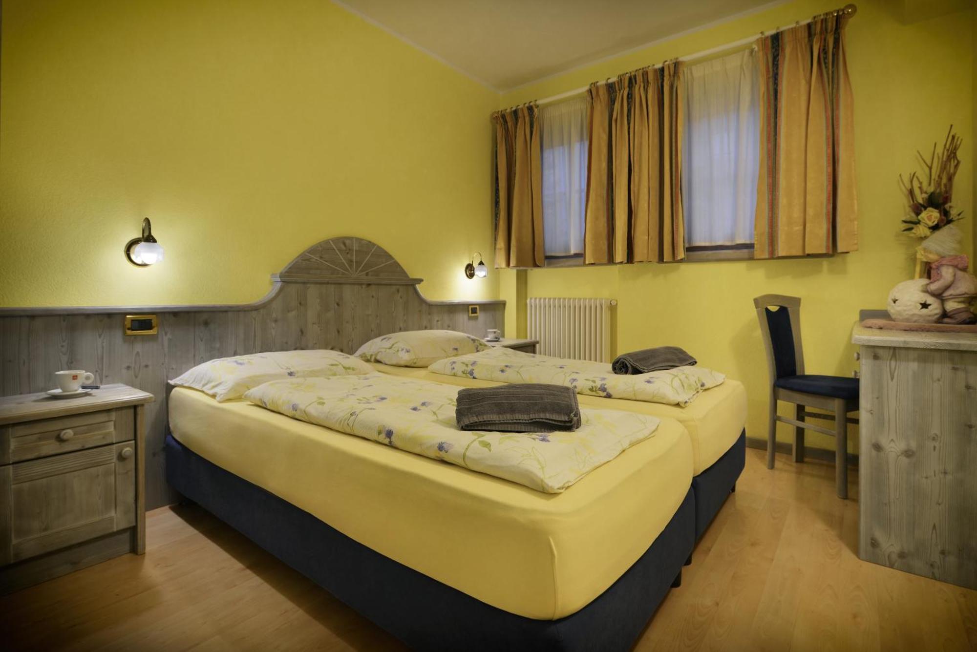 Residence Le Cascate Livigno Exterior foto