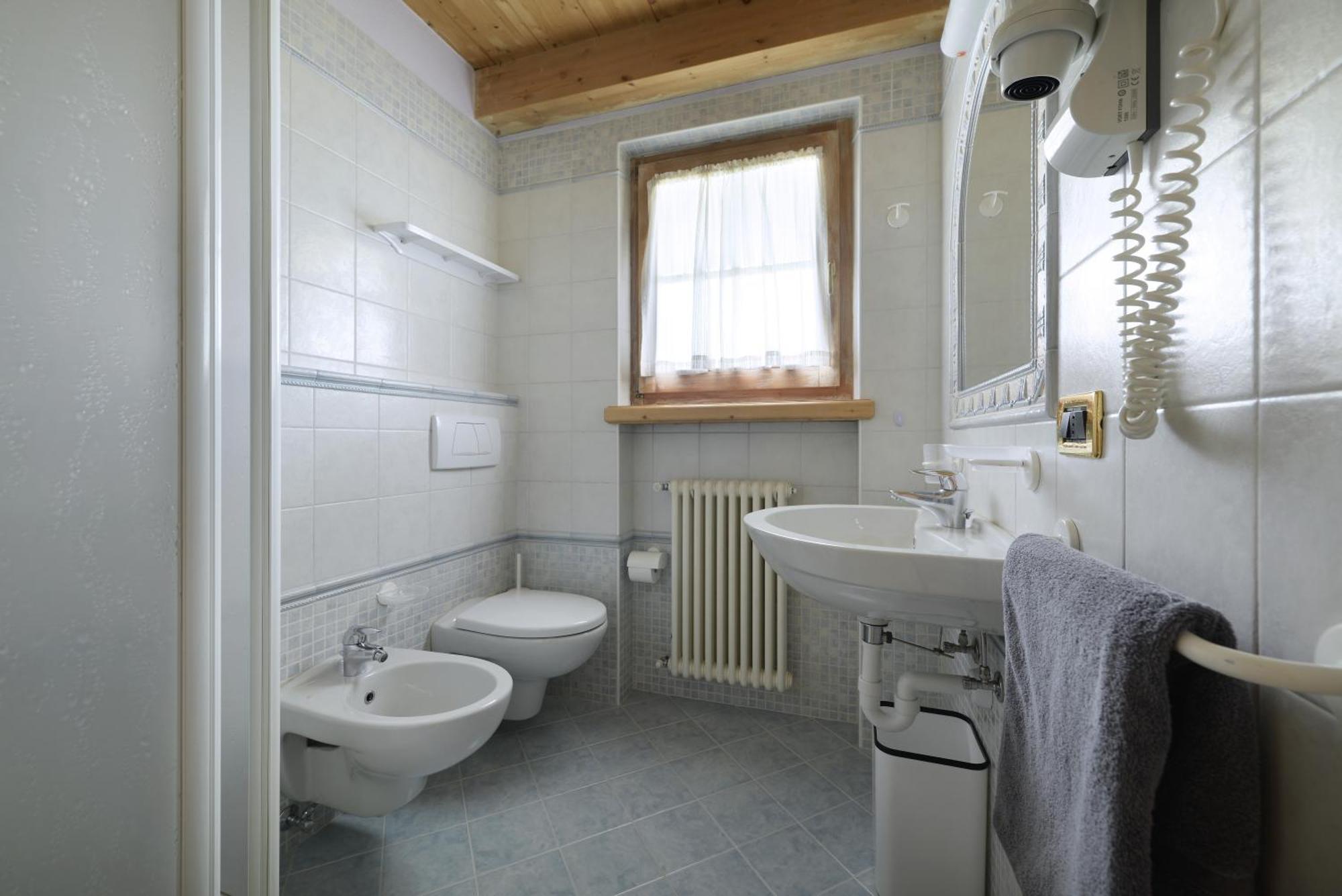 Residence Le Cascate Livigno Exterior foto