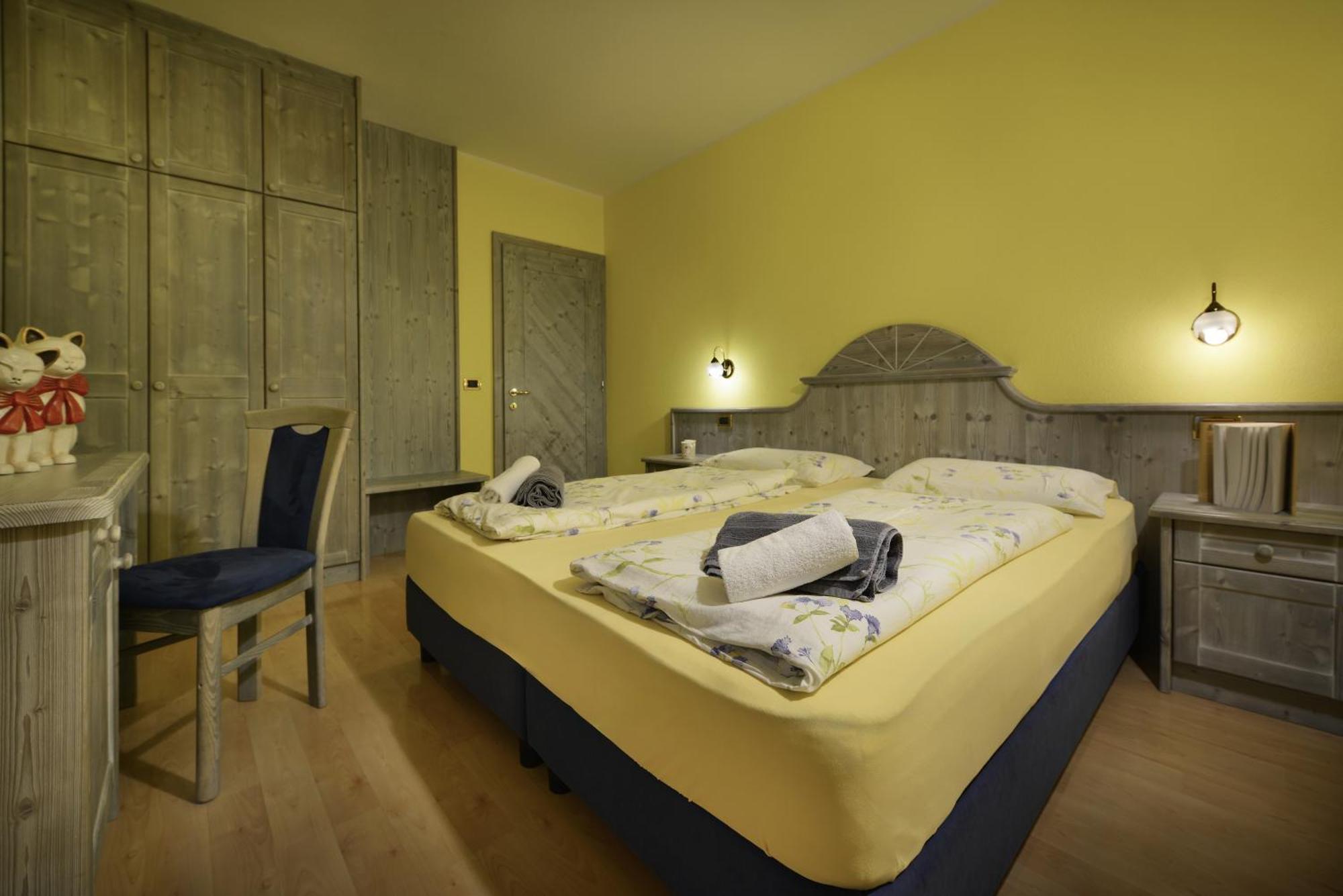 Residence Le Cascate Livigno Exterior foto