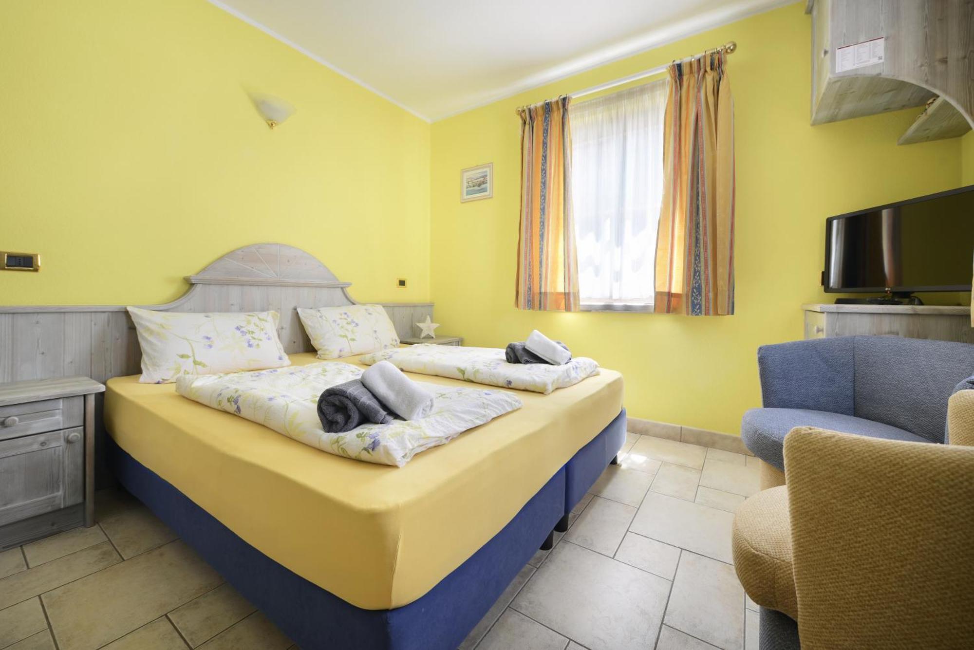 Residence Le Cascate Livigno Exterior foto